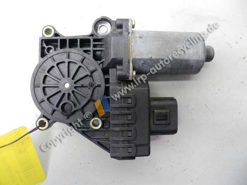 Ford Mondeo BWY Fensterhebermotor Tür vorn links 0130821770 BOSCH BJ2002